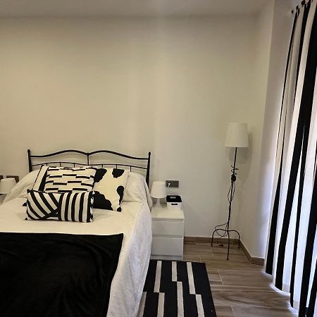 Alamos Suite Jaen Exterior photo